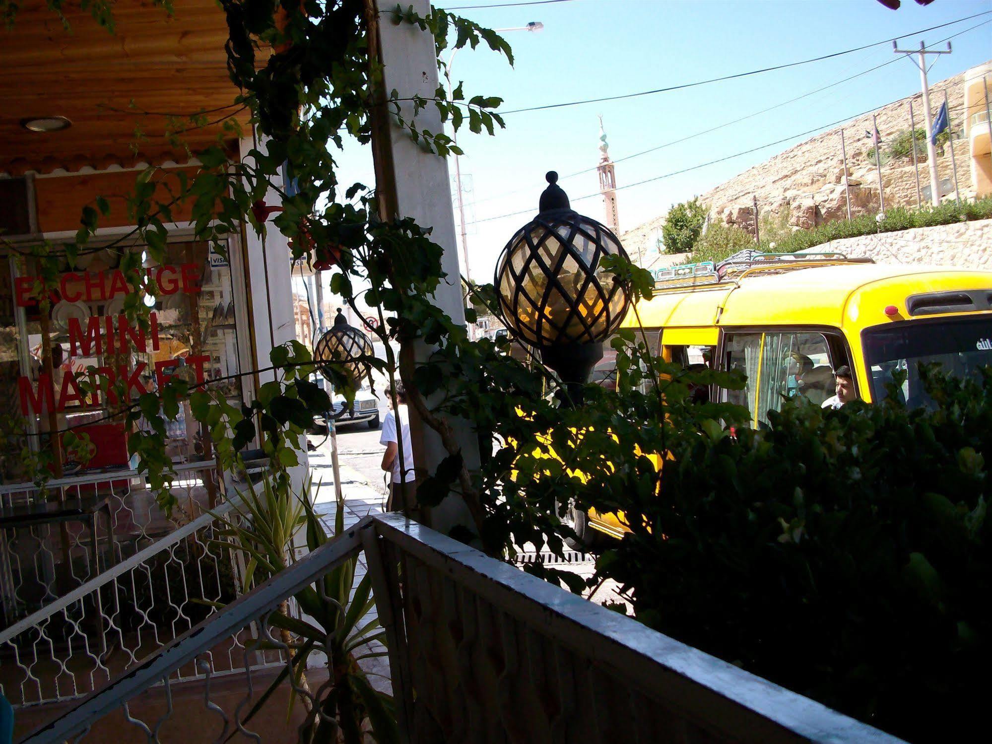 Mussa Spring Hotel Wadi Musa Exterior photo